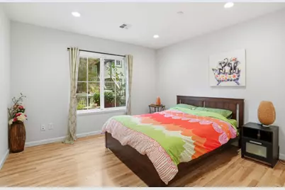 70 Towne Cir, Mountain View, CA 94040 - Photo 25