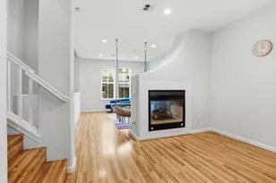 70 Towne Cir, Mountain View, CA 94040 - Photo 13