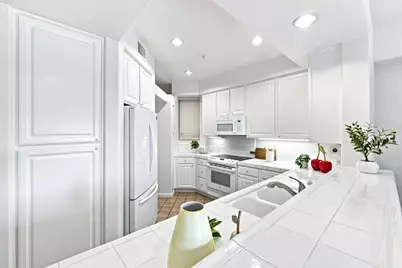 860 Meridian Bay Ln 143, Foster City, CA 94404 - Photo 7