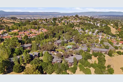 3368 La Mesa Dr 12, San Carlos, CA 94070 - Photo 51