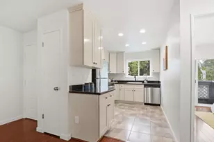 1547 Four Oaks Cir, San Jose, CA 95131 - Photo 5