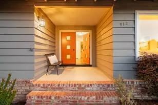 912 Viewridge Dr, San Mateo, CA 94403 - Photo 5