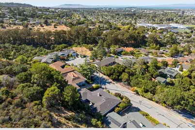 912 Viewridge Dr, San Mateo, CA 94403 - Photo 87