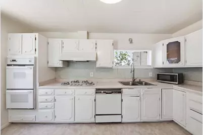 2032 Lyon Ave, Belmont, CA 94002 - Photo 21