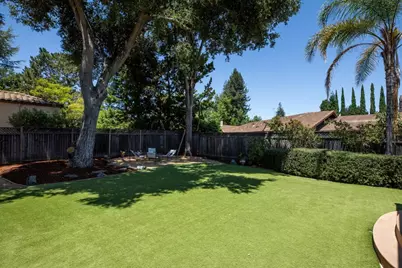 20555 Carniel Ave, Saratoga, CA 95070 - Photo 29