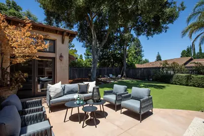 20555 Carniel Ave, Saratoga, CA 95070 - Photo 27