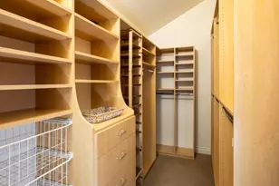 20555 Carniel Ave, Saratoga, CA 95070 - Photo 21