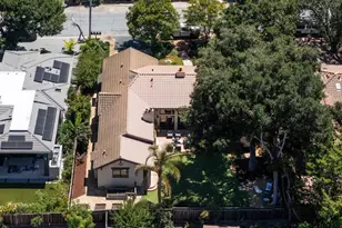 20555 Carniel Ave, Saratoga, CA 95070 - Photo 35