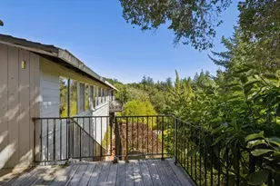 496 Raymundo Dr, Woodside, CA 94062 - Photo 33