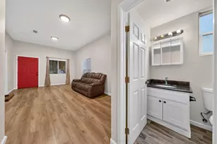 585-587 E Saint James St, San Jose, CA 95112 - Photo 41