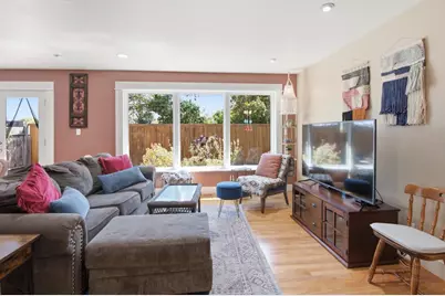 81 Franklin Cir, San Juan Bautista, CA 95045 - Photo 5