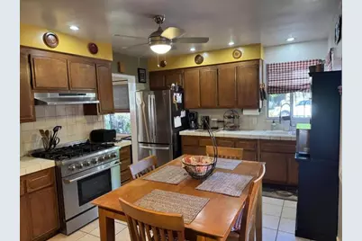 8412 Cleta St, Downey, CA 90241 - Photo 55