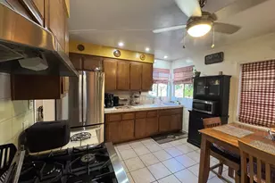 8412 Cleta St, Downey, CA 90241 - Photo 65