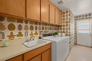 1176 Tournament Dr, Hillsborough, CA 94010 - Photo 17