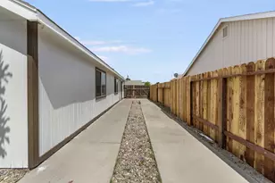 527 Park Warren Dr, Los Banos, CA 93635 - Photo 31