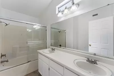 527 Park Warren Dr, Los Banos, CA 93635 - Photo 21