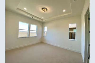 2106 White Oak Dr, Hollister, CA 95023 - Photo 9