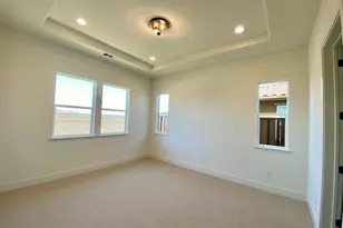 2106 White Oak Dr, Hollister, CA 95023 - Photo 9