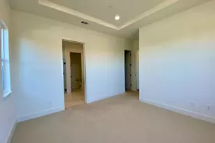 2106 White Oak Dr, Hollister, CA 95023 - Photo 13