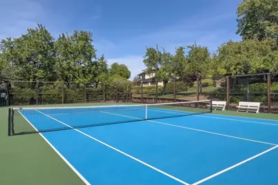1360 Trinity Dr, Menlo Park, CA 94025 - Photo 47