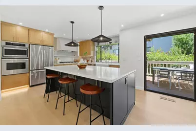 1360 Trinity Dr, Menlo Park, CA 94025 - Photo 9