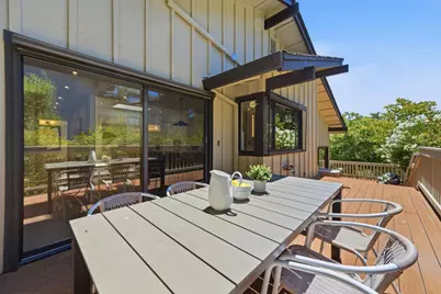 1360 Trinity Dr, Menlo Park, CA 94025 - Photo 35