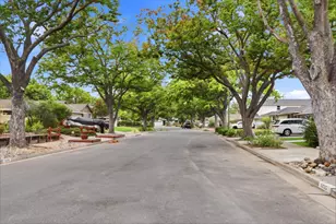 1435 Melwood Dr, San Jose, CA 95118 - Photo 37