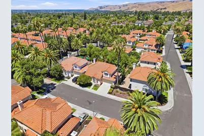 571 Bernal Cmn, Fremont, CA 94539 - Photo 31