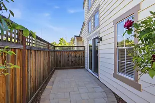 21865 Eaton Pl, Cupertino, CA 95014 - Photo 37