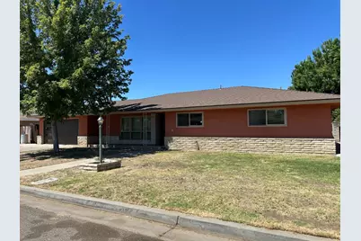 416 Krest St, Madera, CA 93637 - Photo 1