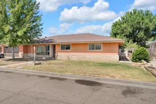 416 Krest St, Madera, CA 93637 - Photo 1