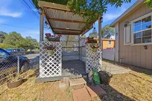 15988 37th Ave, Clearlake, CA 95422 - Photo 17
