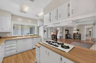 144 Holm Rd 14, Watsonville, CA 95076 - Photo 9