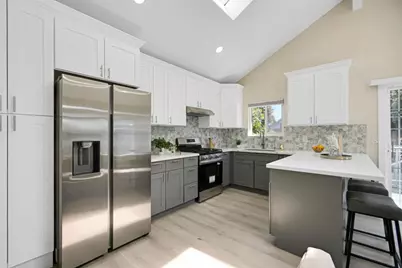 767 47th St, Oakland, CA 94609 - Photo 5