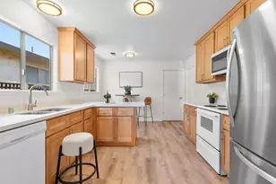 829 Almond Dr, Watsonville, CA 95076 - Photo 17