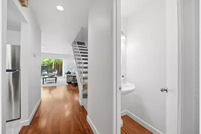 1387 Cherrywood Sq, San Jose, CA 95117 - Photo 17