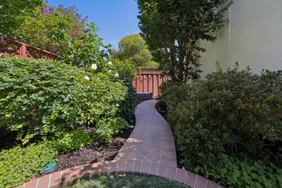 520 Francisco Dr, Burlingame, CA 94010 - Photo 95