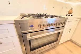 200 Kamson Way, Campbell, CA 95008 - Photo 9