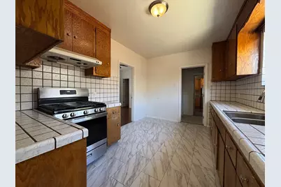130 N 26th St, San Jose, CA 95116 - Photo 7