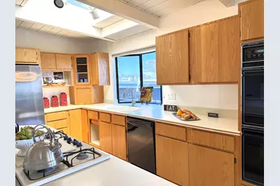 649 Bayview Dr, Aptos, CA 95003 - Photo 17