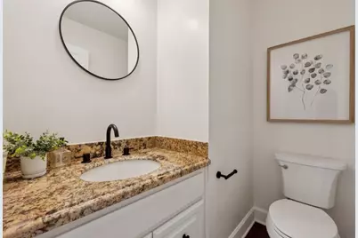 1270 University Dr, Menlo Park, CA 94025 - Photo 31