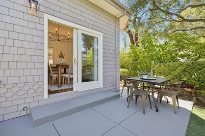 1270 University Dr, Menlo Park, CA 94025 - Photo 23