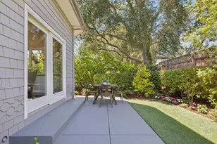 1270 University Dr, Menlo Park, CA 94025 - Photo 51