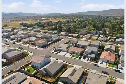 1981 Dylan St, Hollister, CA 95023 - Photo 39