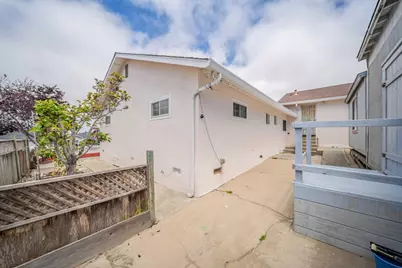 1696 Vallejo St, Seaside, CA 93955 - Photo 23