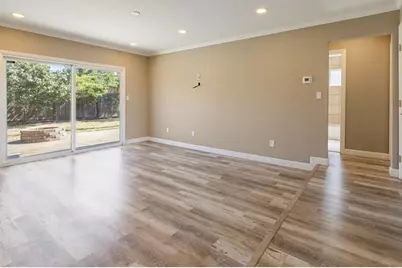 451 Diane Dr, Manteca, CA 95336 - Photo 9