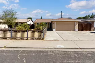 451 Diane Dr, Manteca, CA 95336 - Photo 1