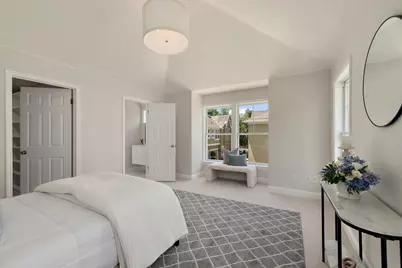 711 Valparaiso Ave, Menlo Park, CA 94025 - Photo 13