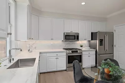 711 Valparaiso Ave, Menlo Park, CA 94025 - Photo 9