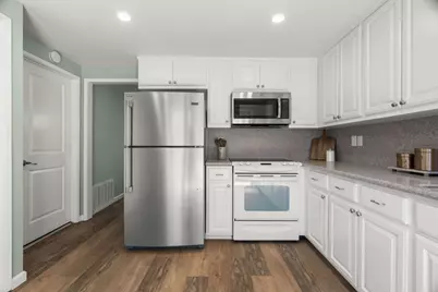 10173 Parish Pl, Cupertino, CA 95014 - Photo 13